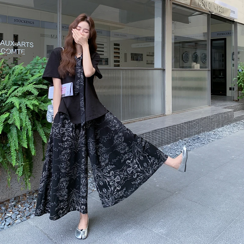 高级小众不撞款套装女夏季飘带黑色T恤印花高腰阔腿九分裤两件套