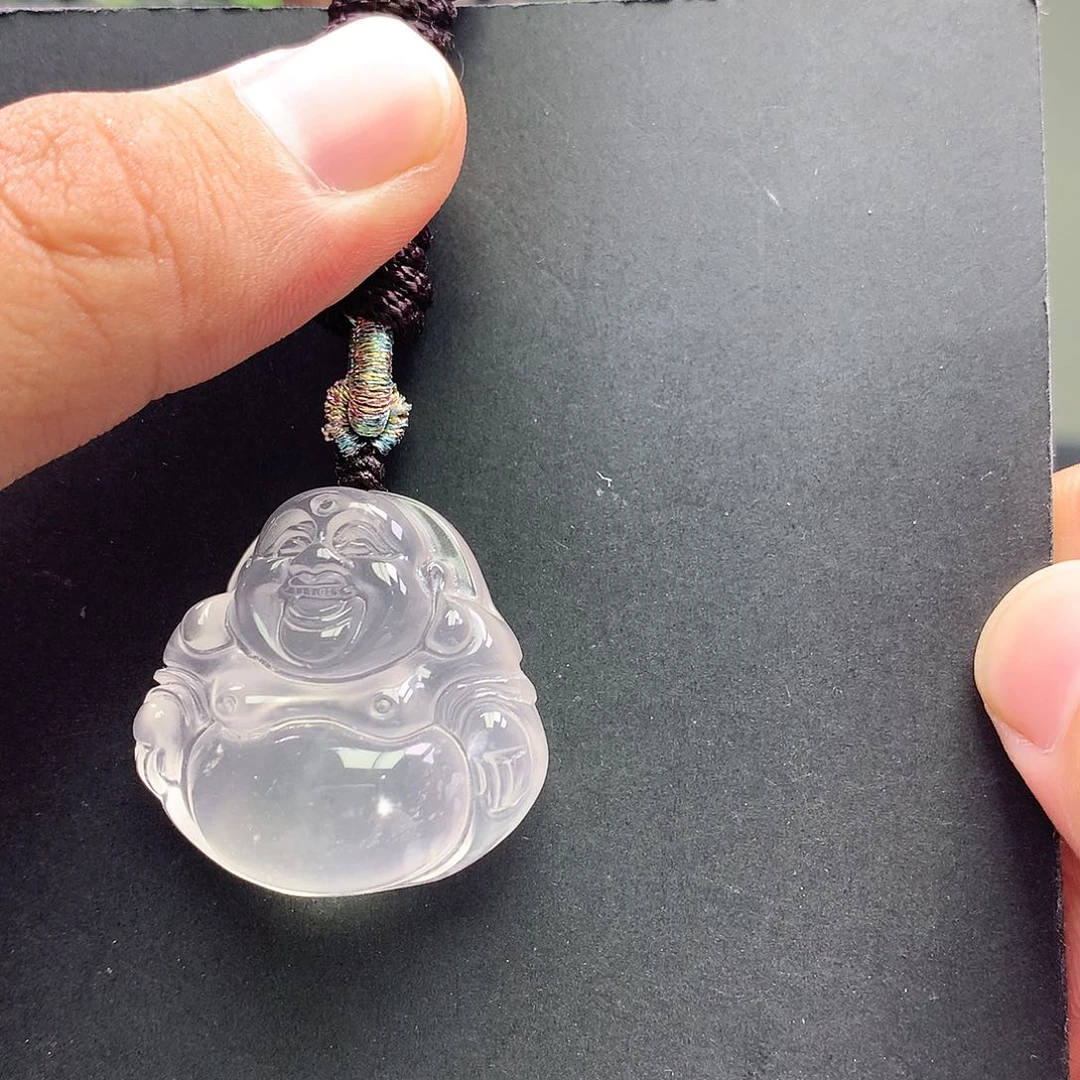 石英质玉未镶嵌颈饰