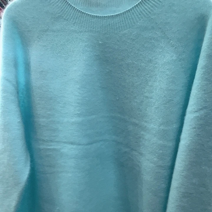 海盐蓝圆领拉绒羊毛羊绒针织衫