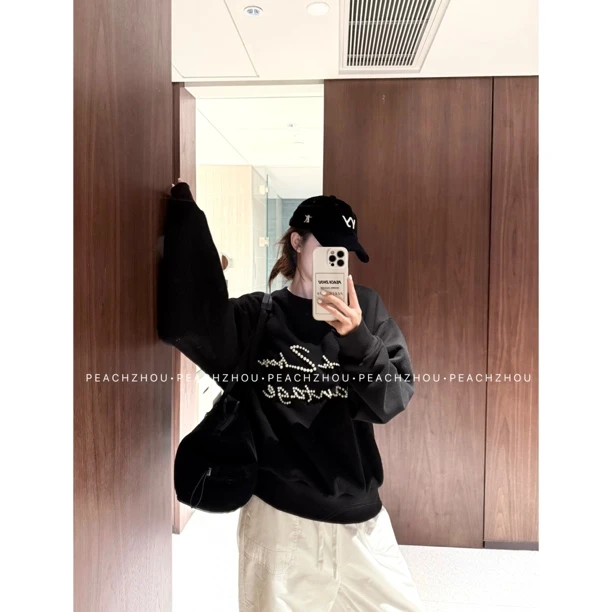 PEACHZHOU 抓绒徽标珍珠钉珠宽松圆领廓形卫衣休闲保暖中性绒衫