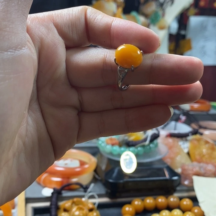 石英质玉（黄龙玉）未镶嵌手镯