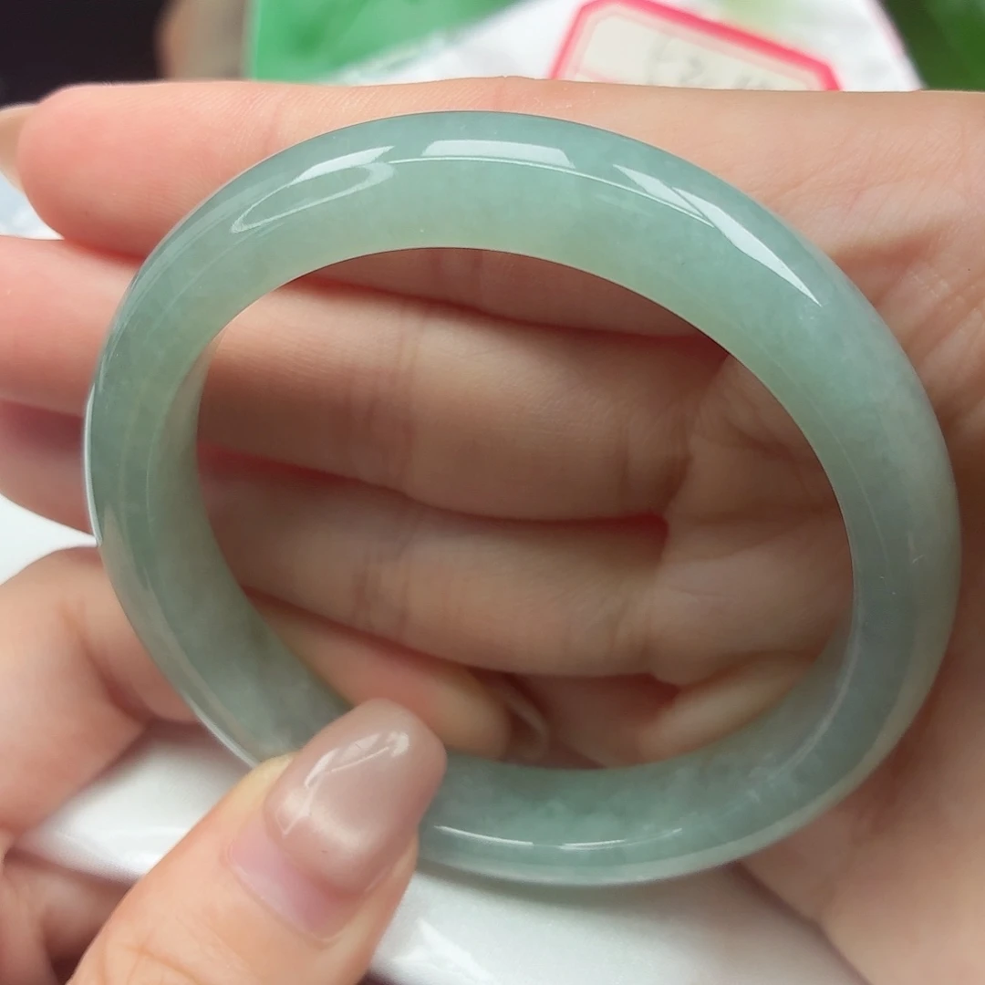 翡翠未镶嵌手镯正圈2号