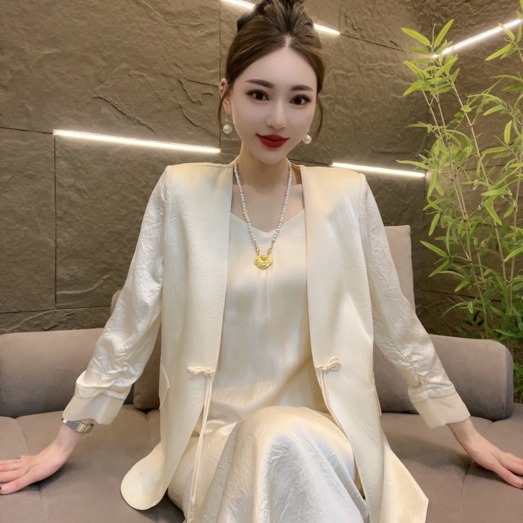 新（白月光8271夏季新款韩版时尚小西装 显瘦轻奢国风盘扣西服职业