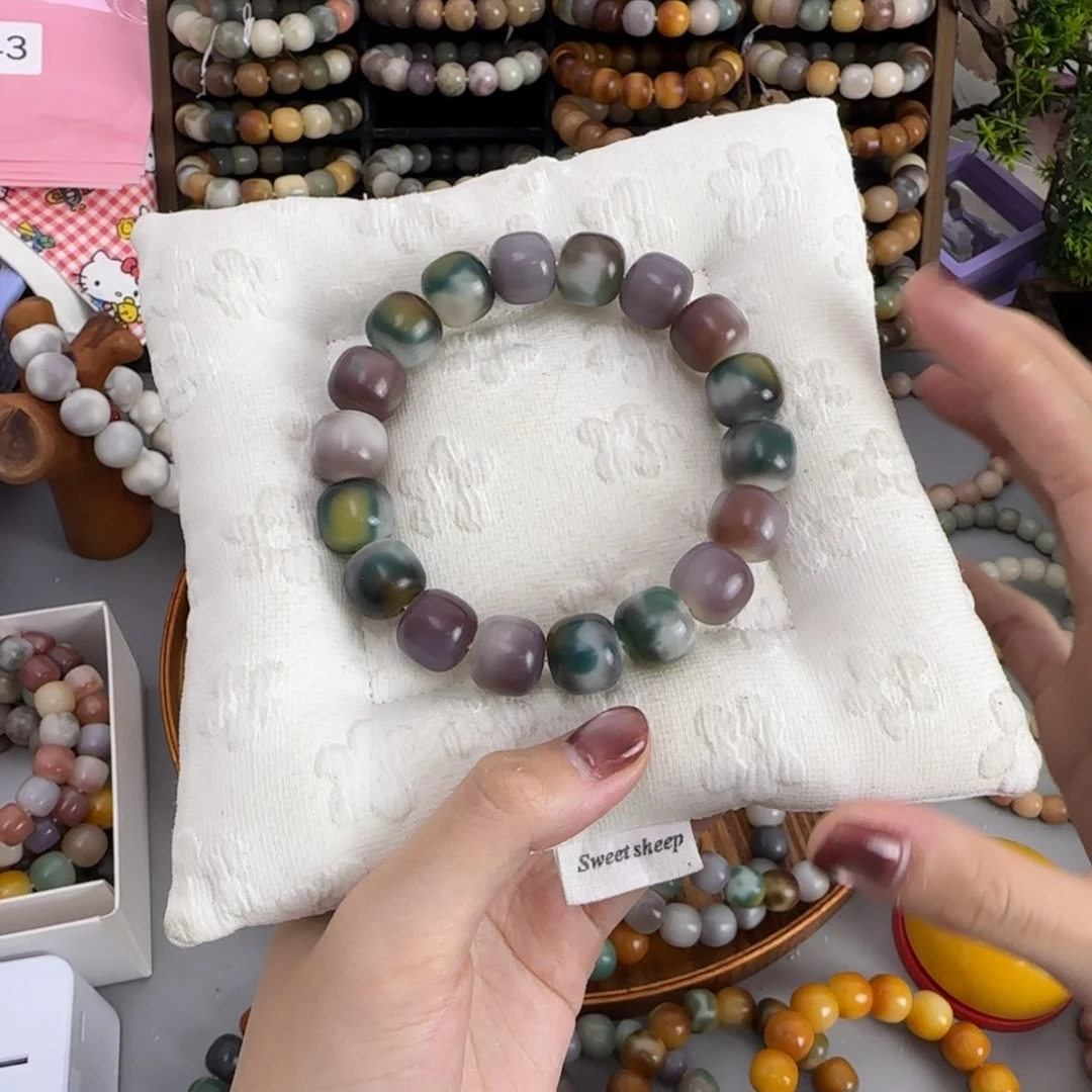 白玉菩提吊坠干磨  圆舞曲