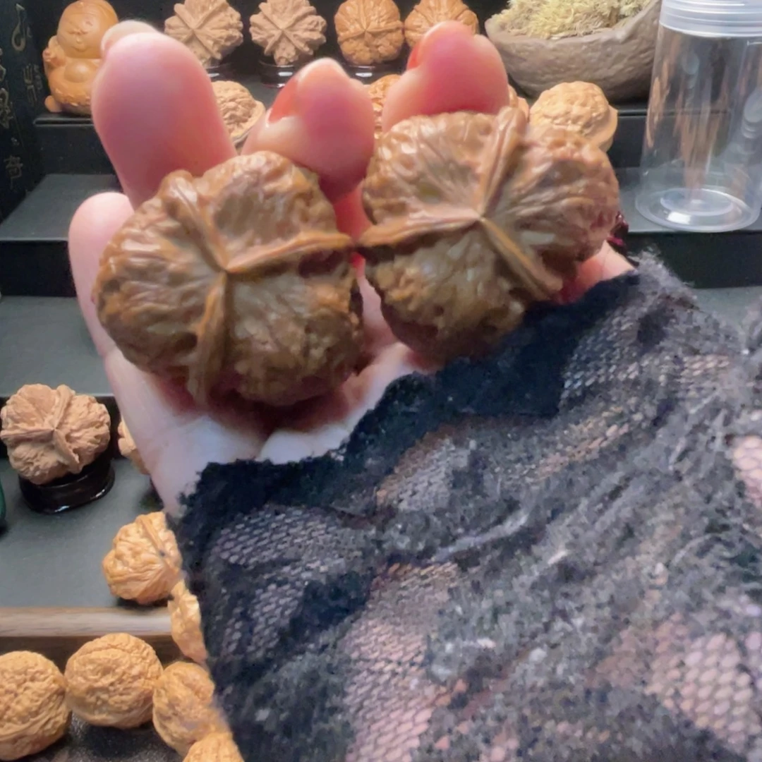 石斧……福利三…………