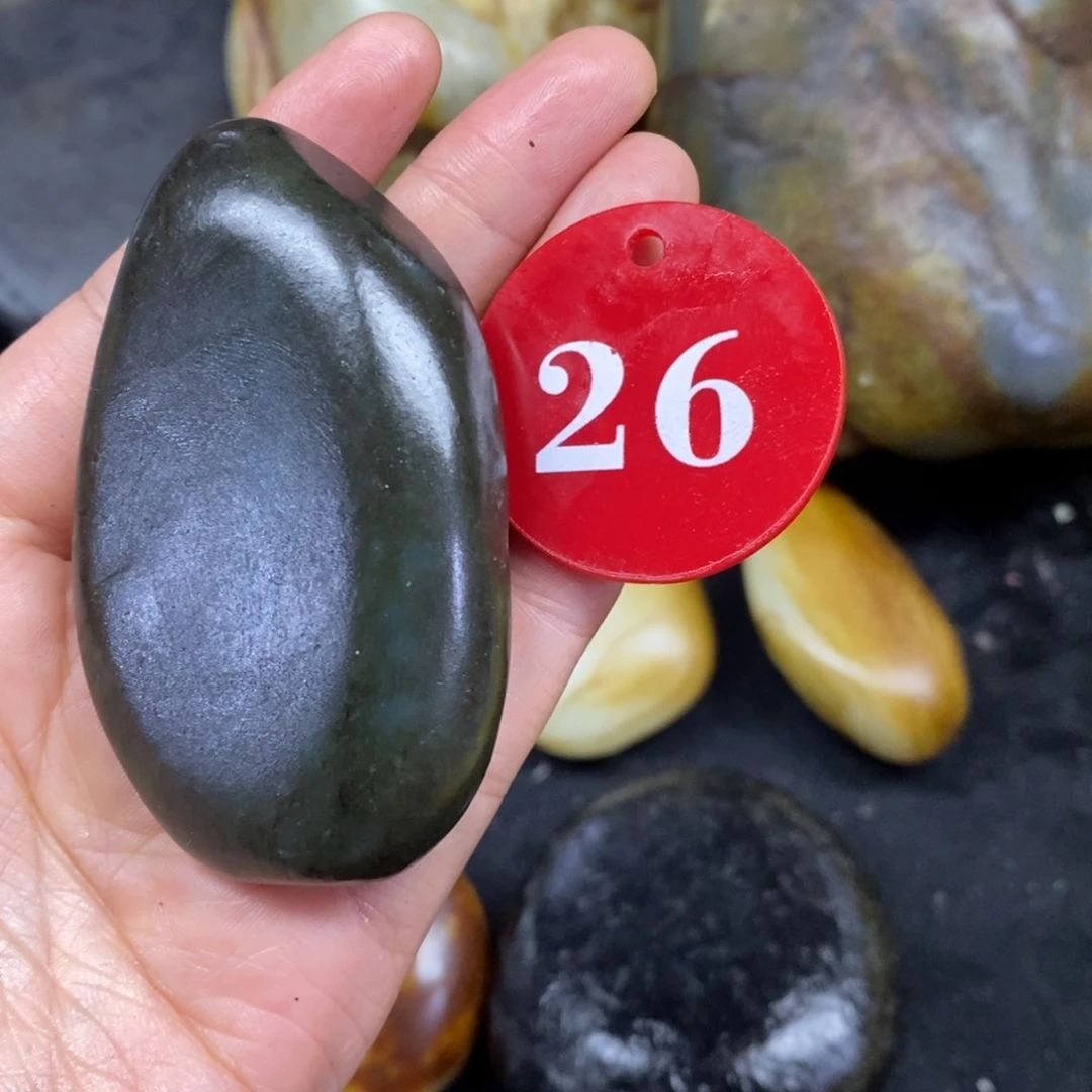 未镶嵌和田玉挂件