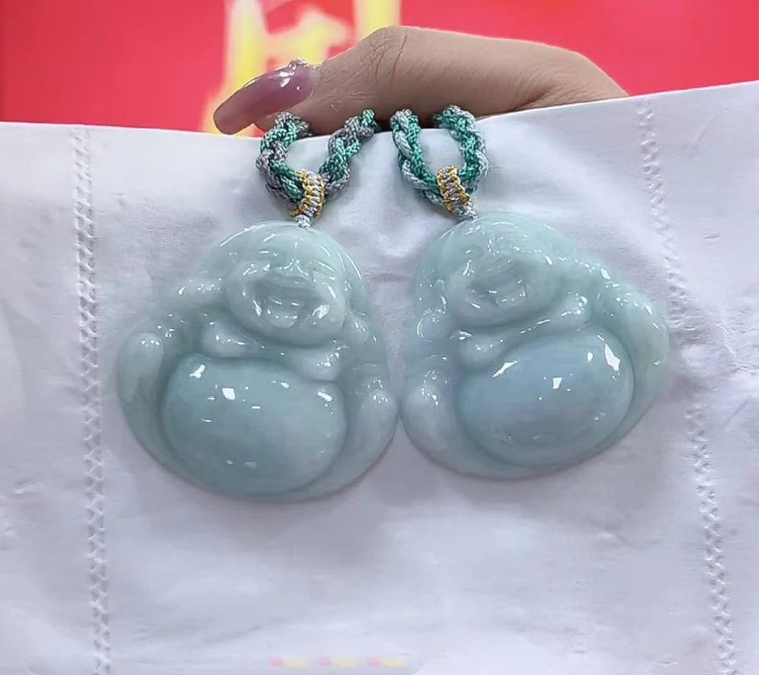 天然翡翠A货佛公（多样性发货发其一）宽43-45高42-45厚11-13送绳