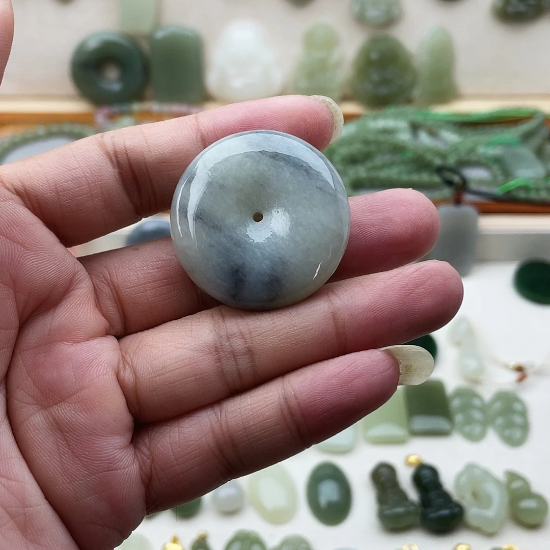 和田玉未镶嵌吊坠(不含链)