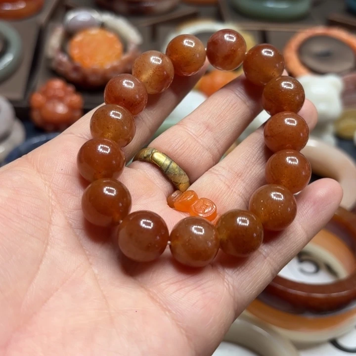 石英岩玉合金颈饰