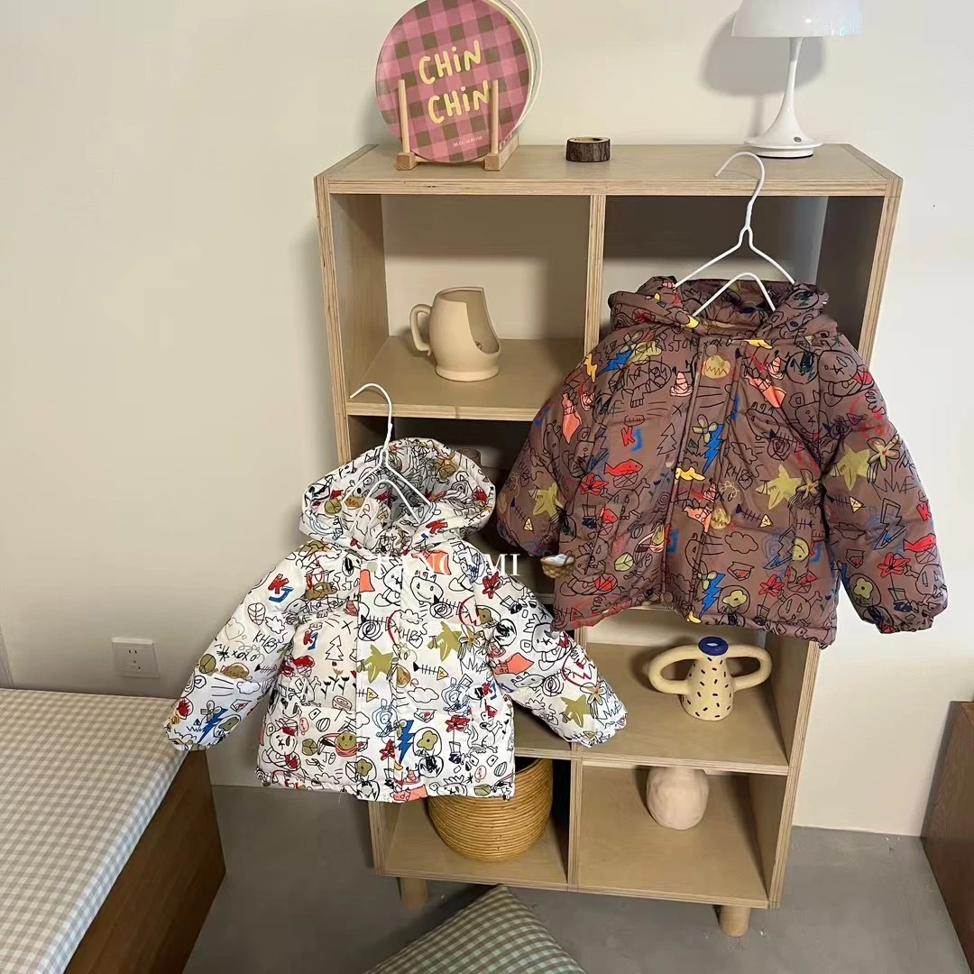 菜菜家童装涂鸦花布羽绒服81537咖色