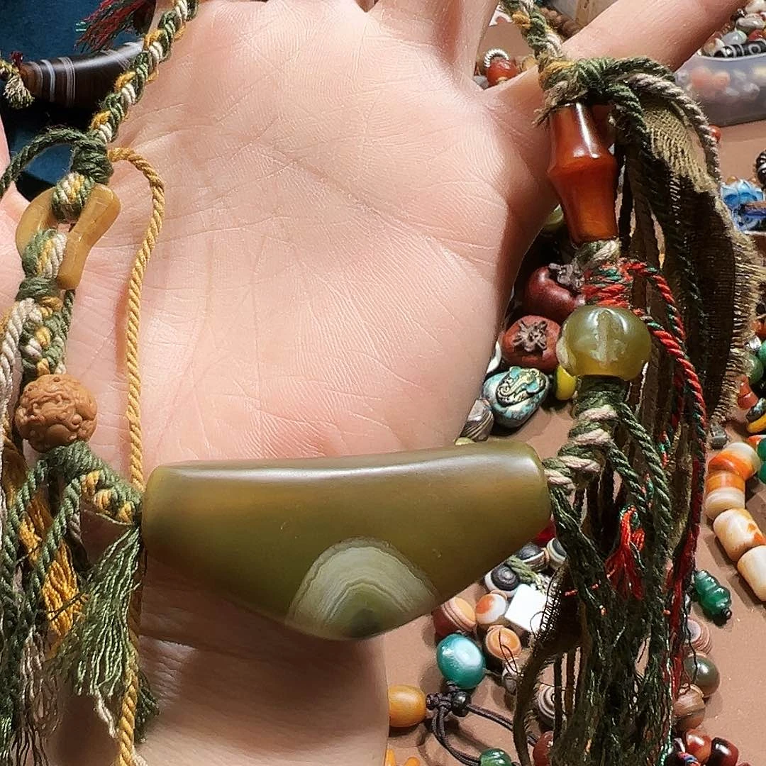 玛瑙/玉髓颈饰未镶嵌