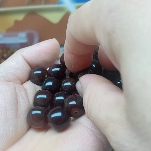 白玉菩提吊坠13精品桶珠糖炒栗子20颗