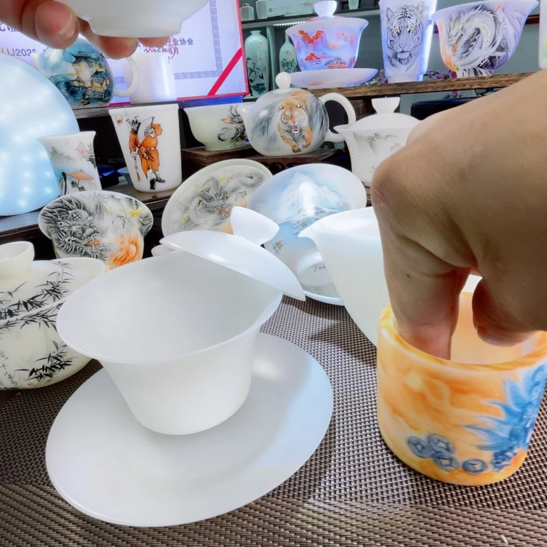 手绘的小卡也太好看了吧呜呜