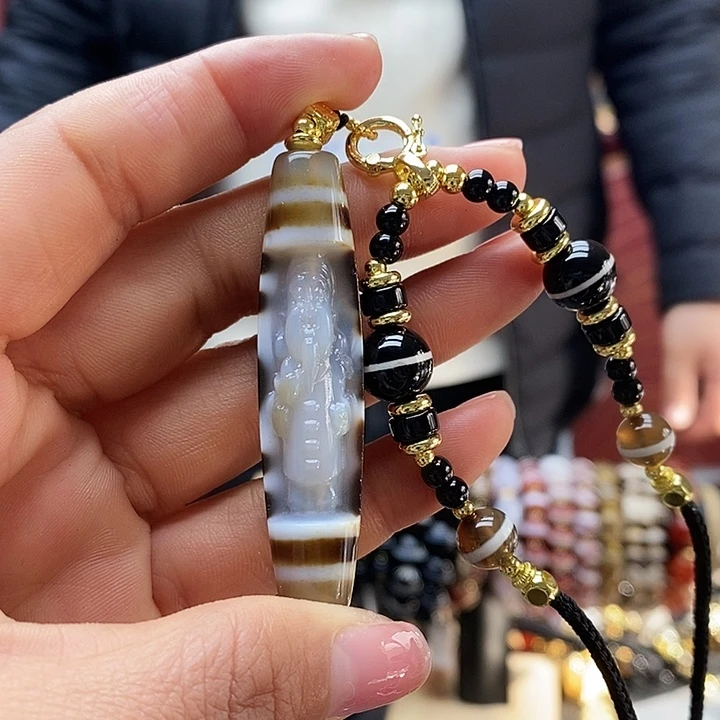 ****ᵕ玛瑙/玉髓合金颈饰