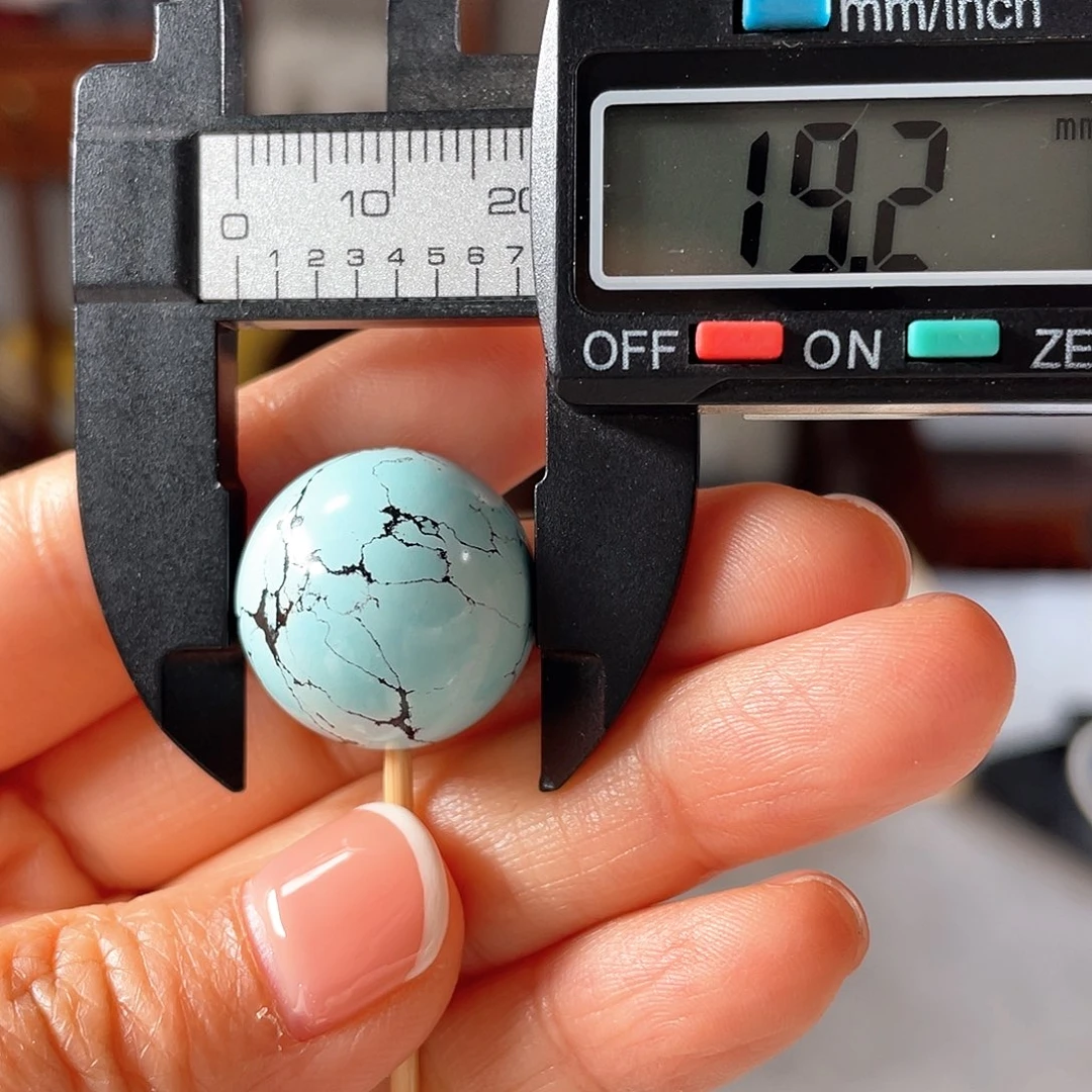 绿松石珠子未镶嵌