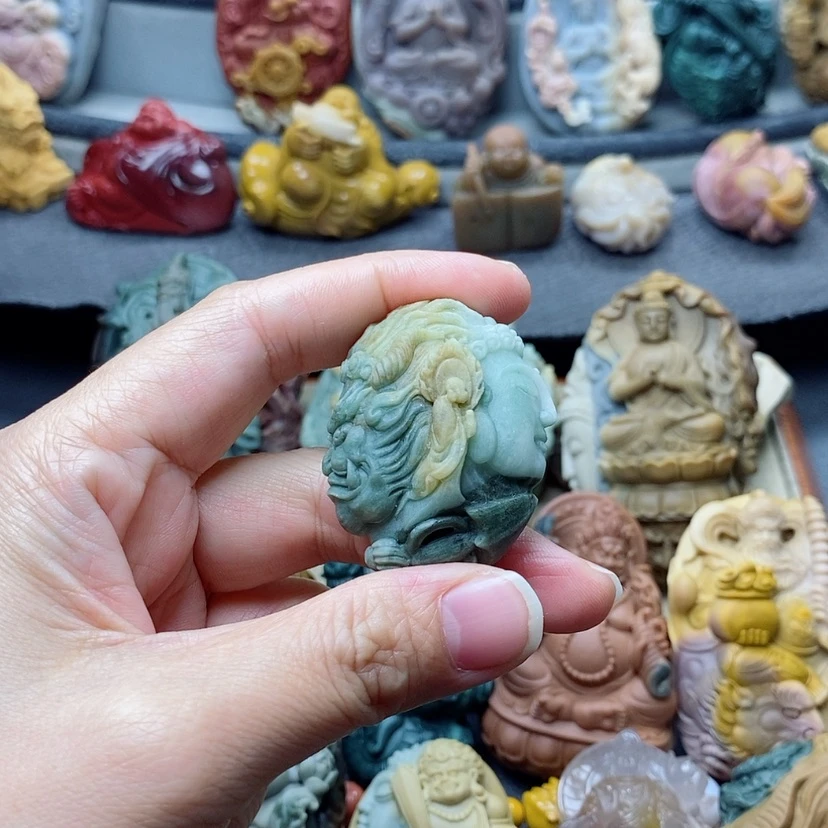 【闪购商品】定制石英质玉吊坠未镶嵌