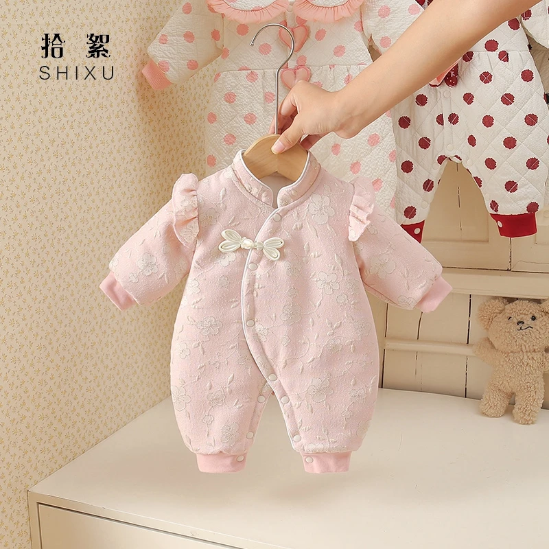 婴儿衣服秋冬装夹棉连体衣百天女宝宝公主薄棉外套中国风汉服棉衣