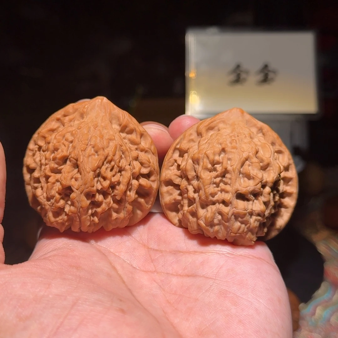 万***意把件核桃602官帽，尺寸49 45 47