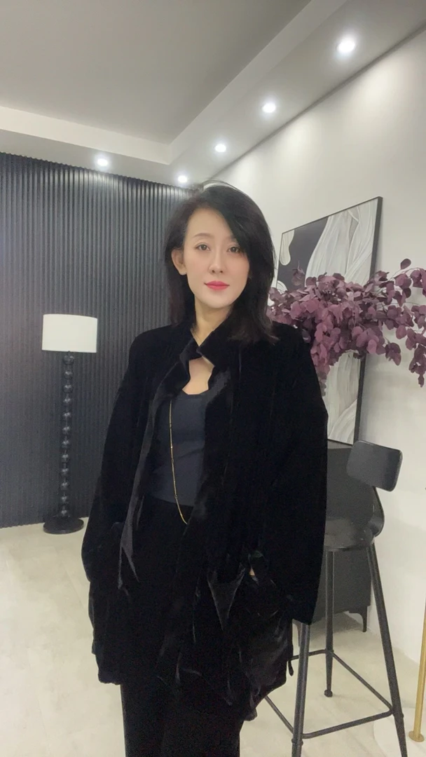 五八一立领新中式直下摆宽松型女短外套女款短款女装时尚