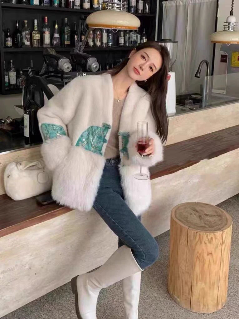 中国风雪兰貂短外套