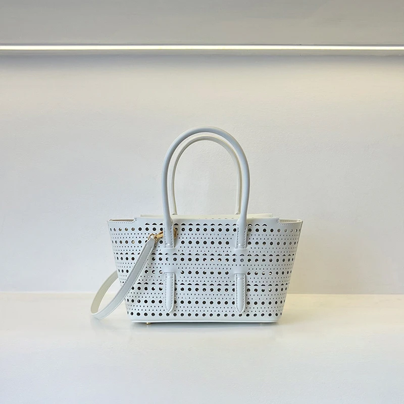 CaitinKaie轻奢----牛皮女镂空托特包1686通勤单肩包手提包斜挎包