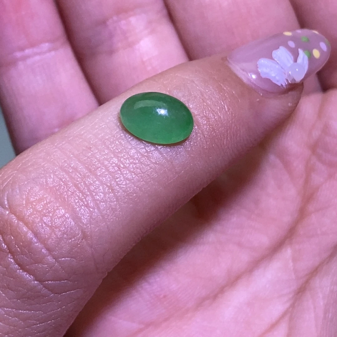 翡翠未镶嵌颈饰吊坠