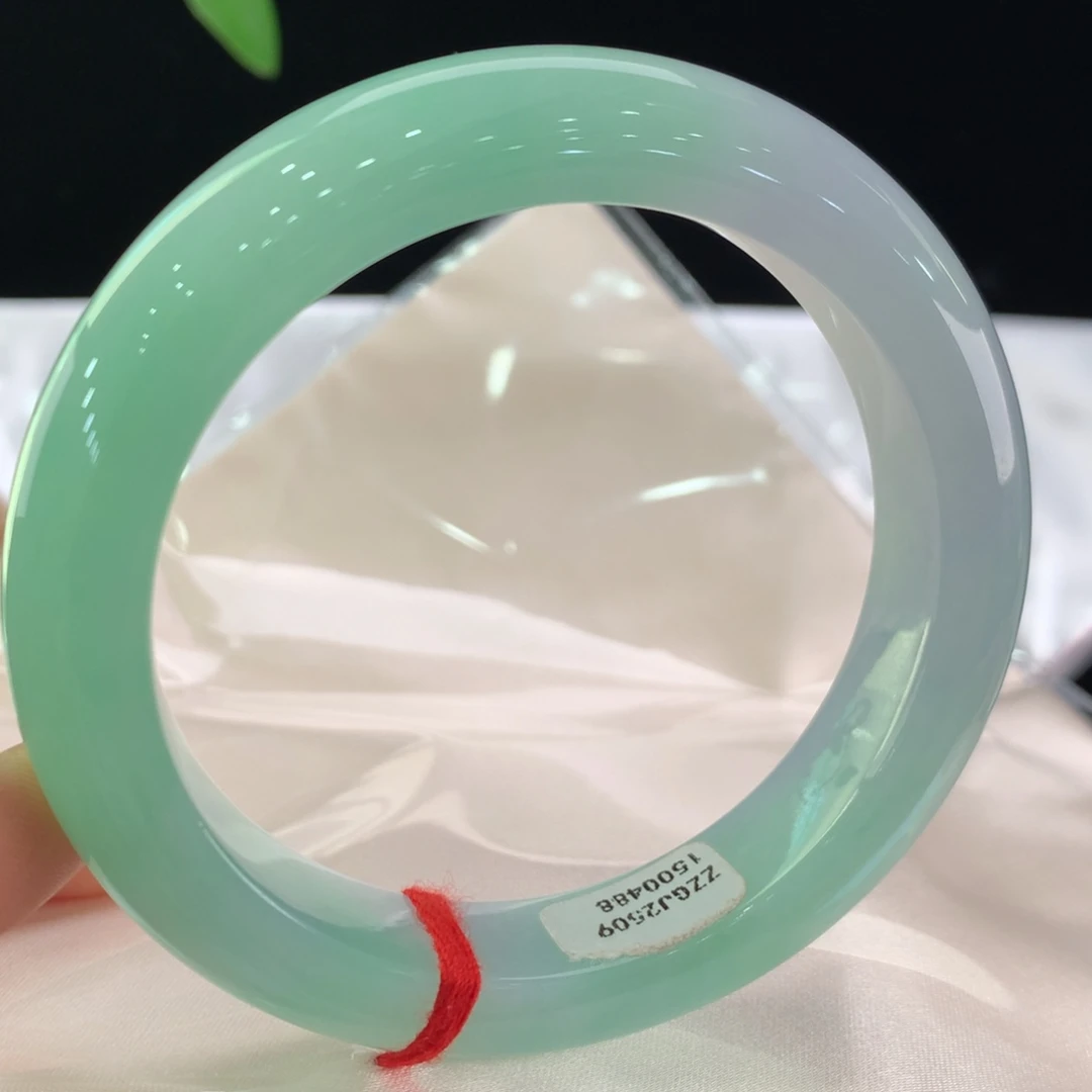 翡翠未镶嵌手镯0488