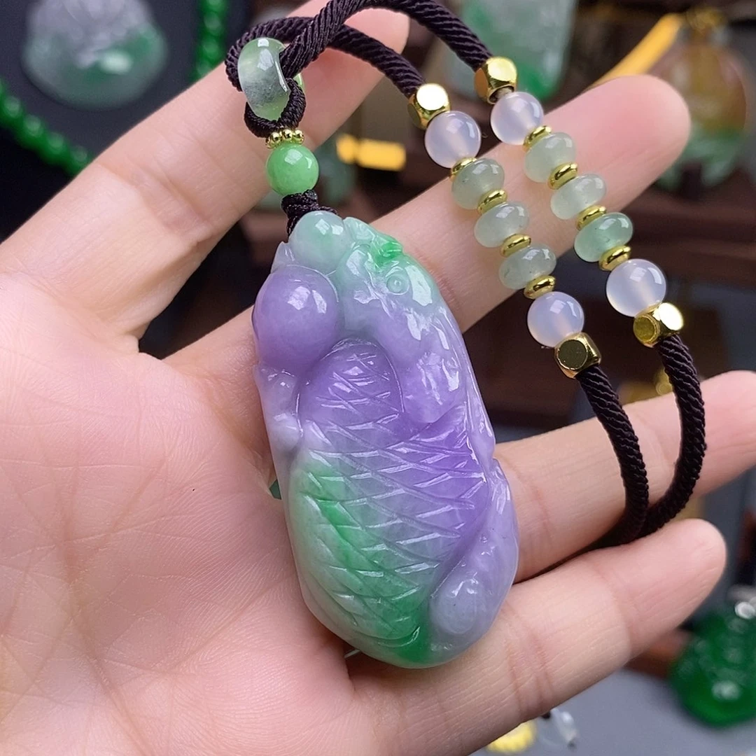 吊坠(赠链)未镶嵌翡翠