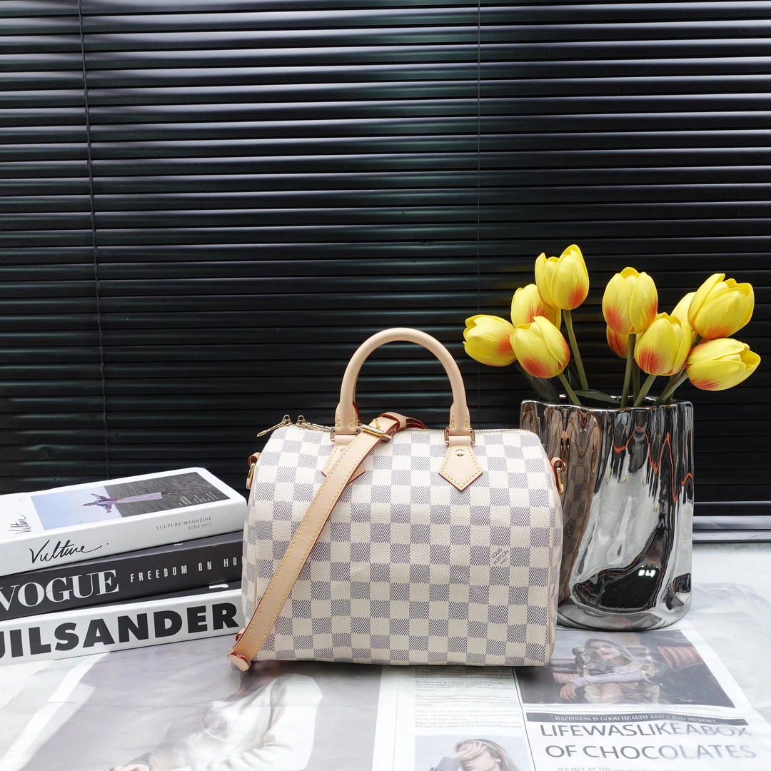 95新 LouisVuitton/路易威登 单肩包/T20335592