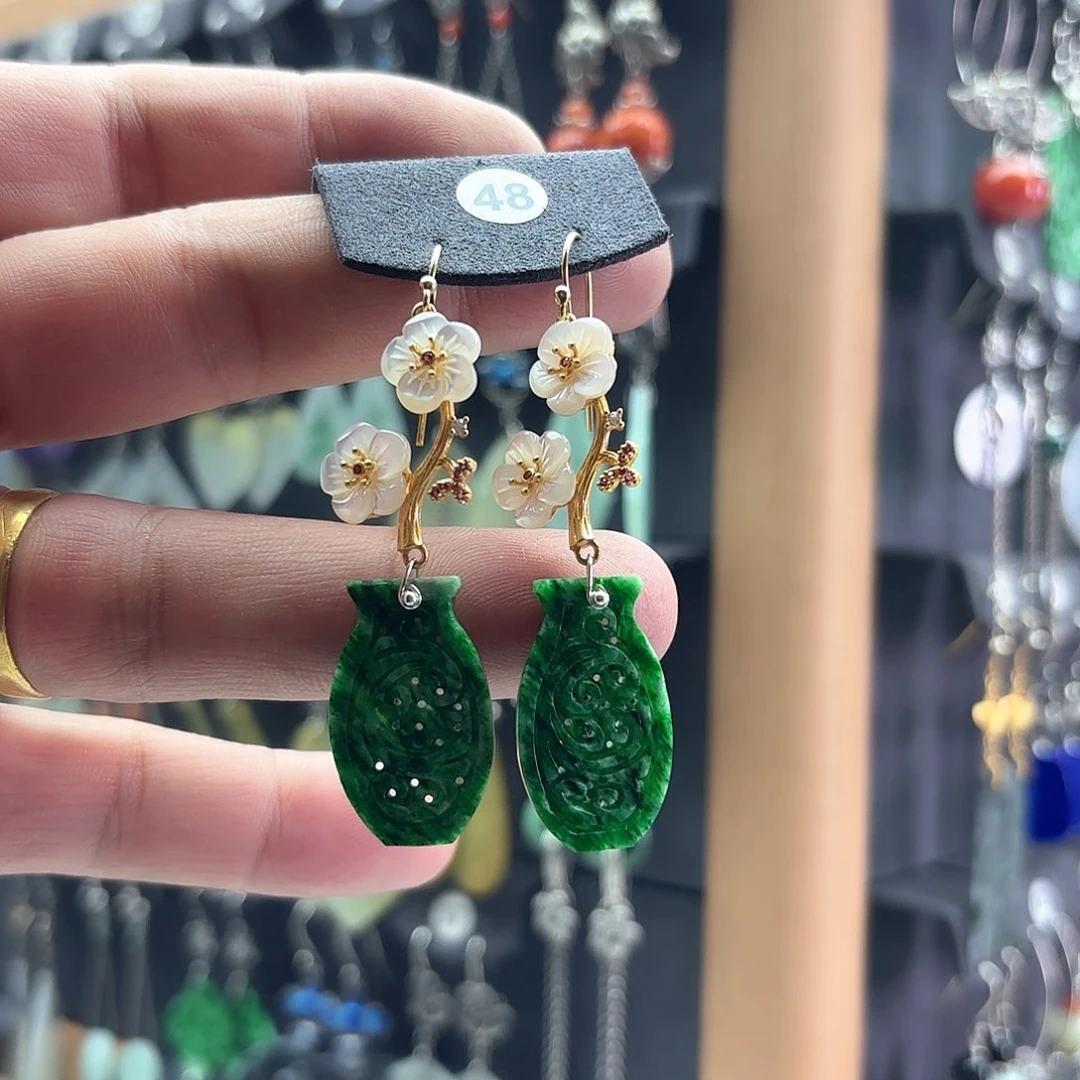 翡翠耳饰银S925镶嵌珍****！