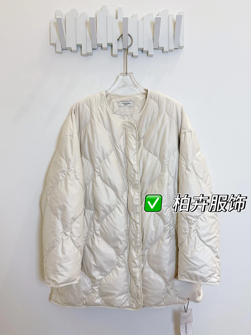【柏卉服饰】圆领净版鹅绒服