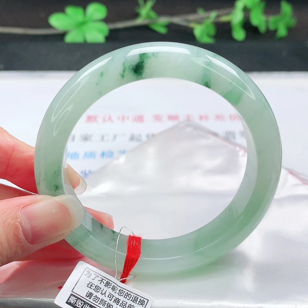 翡翠未镶嵌手镯56.5圈
