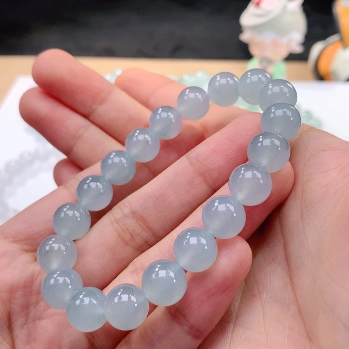 翡翠手链未镶嵌翡翠