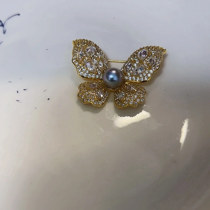 胸饰银S925镶嵌海水珍珠