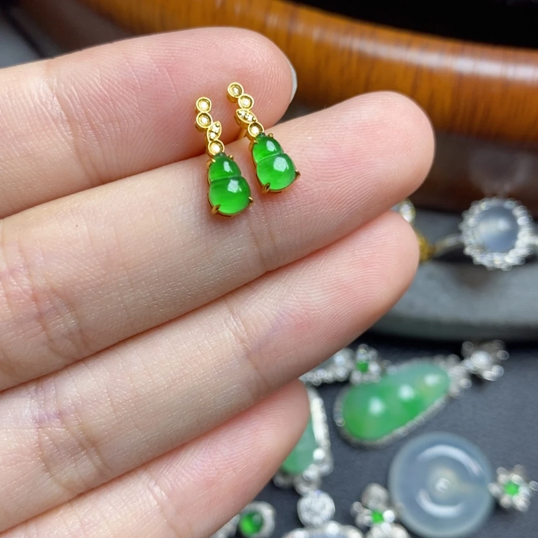 翡翠18K金镶嵌耳饰18Ｋ金葫芦耳钉