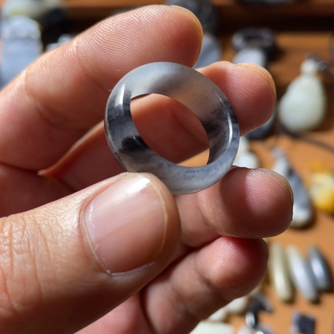 和田玉戒圈未镶嵌以***