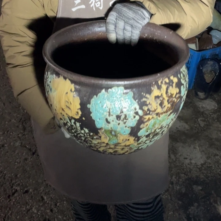 紫砂花盆口30高25瑕疵瑕疵