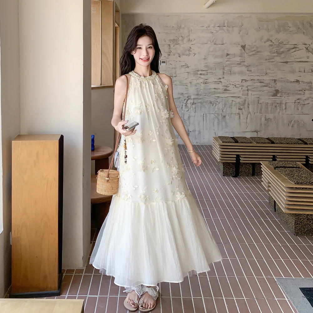 超仙法式立体花网纱拼接挂脖连衣裙女夏日绝美仙气风长款小裙子