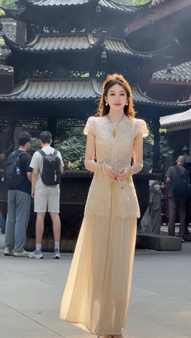 【子芸】《梦溪洛花》上衣 短裤 JJX5TZ3145刺绣设计师重工时尚气质