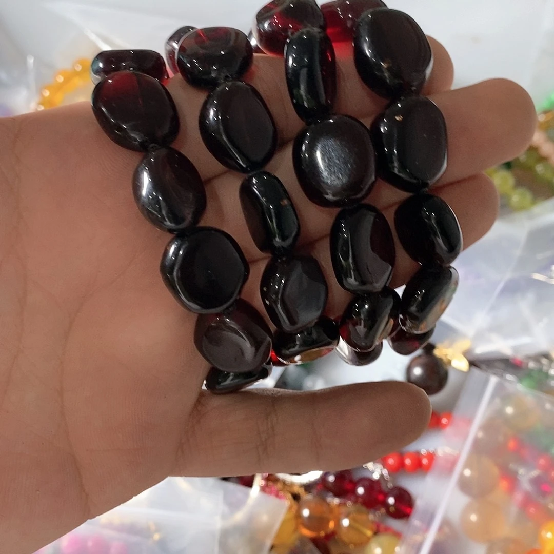 只买单纯的吊坠，没带链子，属的性质。