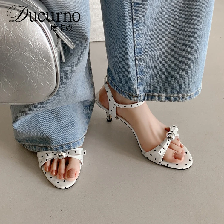 DUCURNO银球波点一字带凉鞋女2025新款韩版细跟高跟鞋露趾仙女鞋