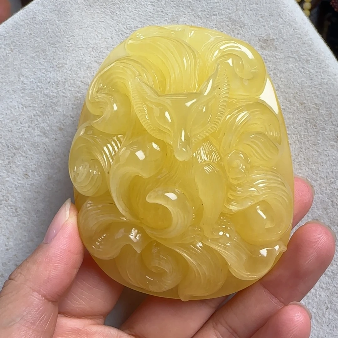 蜜蜡未镶嵌珠宝奇石