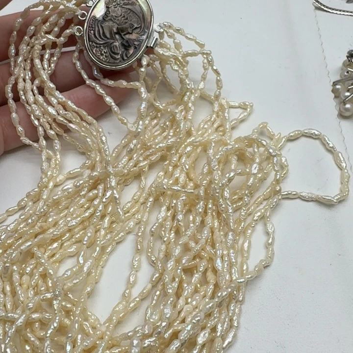 颈饰未镶嵌淡水珍珠