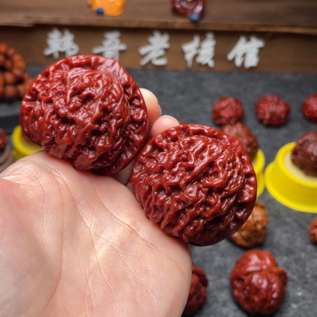 文玩核桃吊坠文玩核桃 手把件 官帽 48