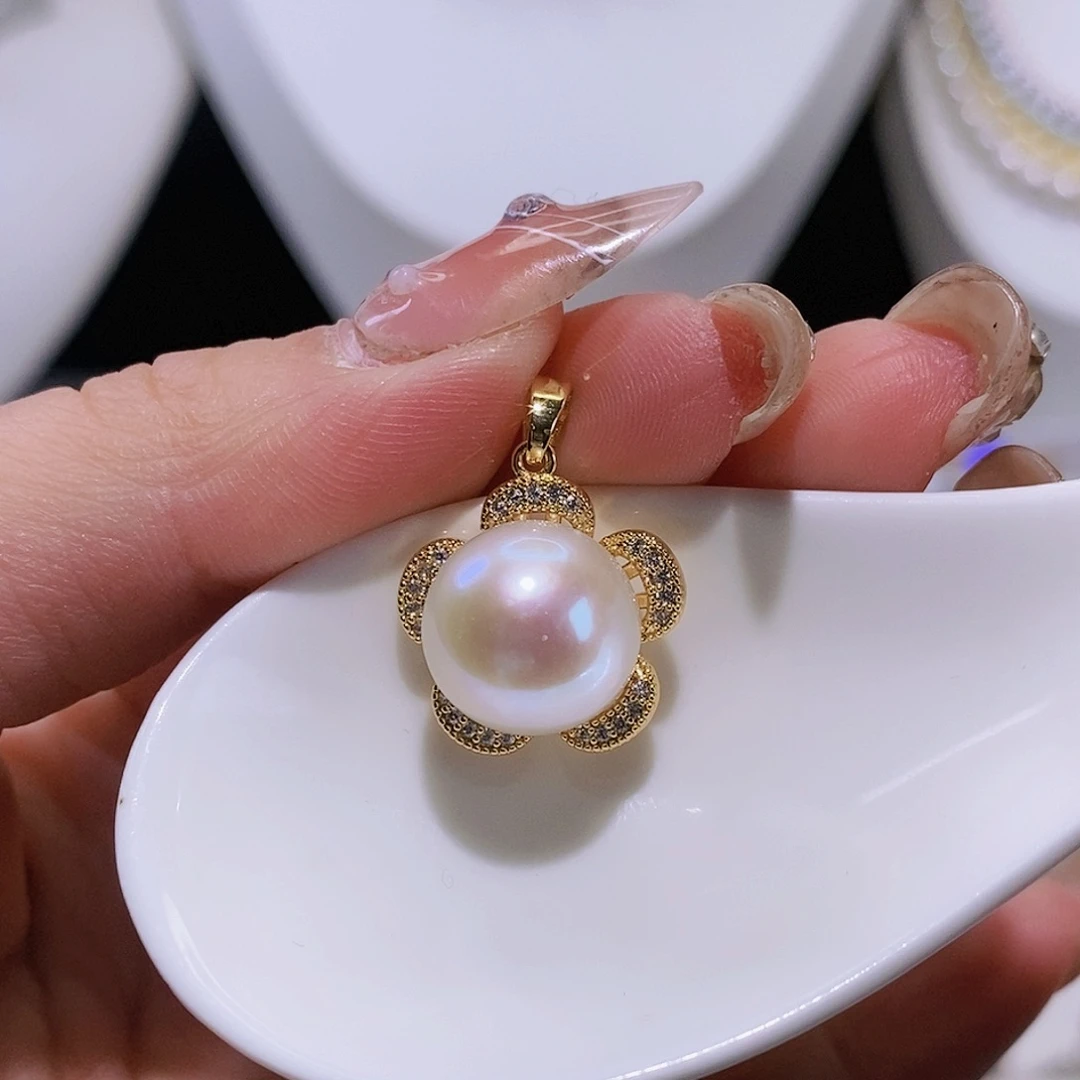 淡水珍珠颈饰合金