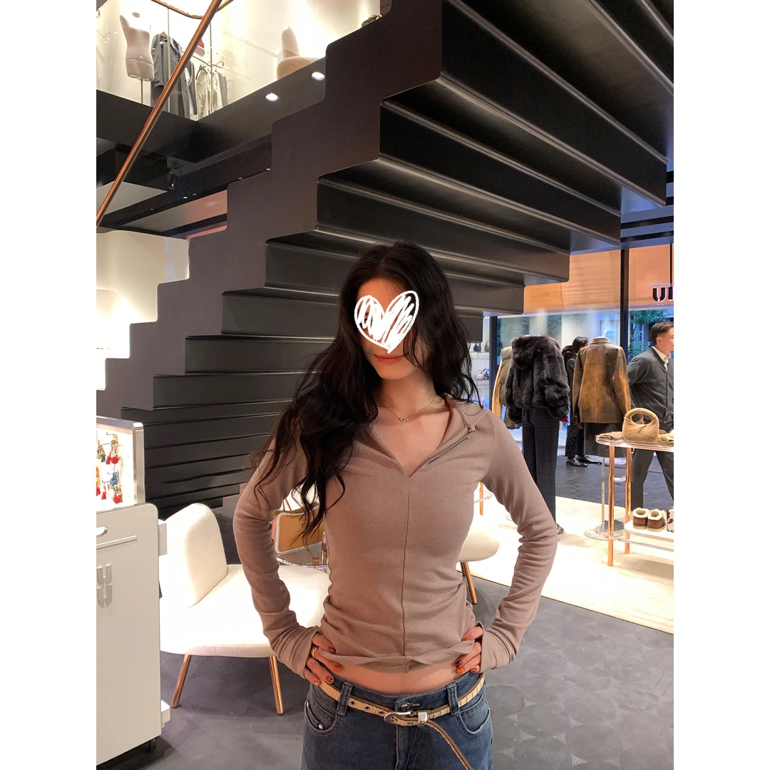 “从未如此显瘦”长袖连帽打底衫女秋冬新款短款百搭修身上衣01676