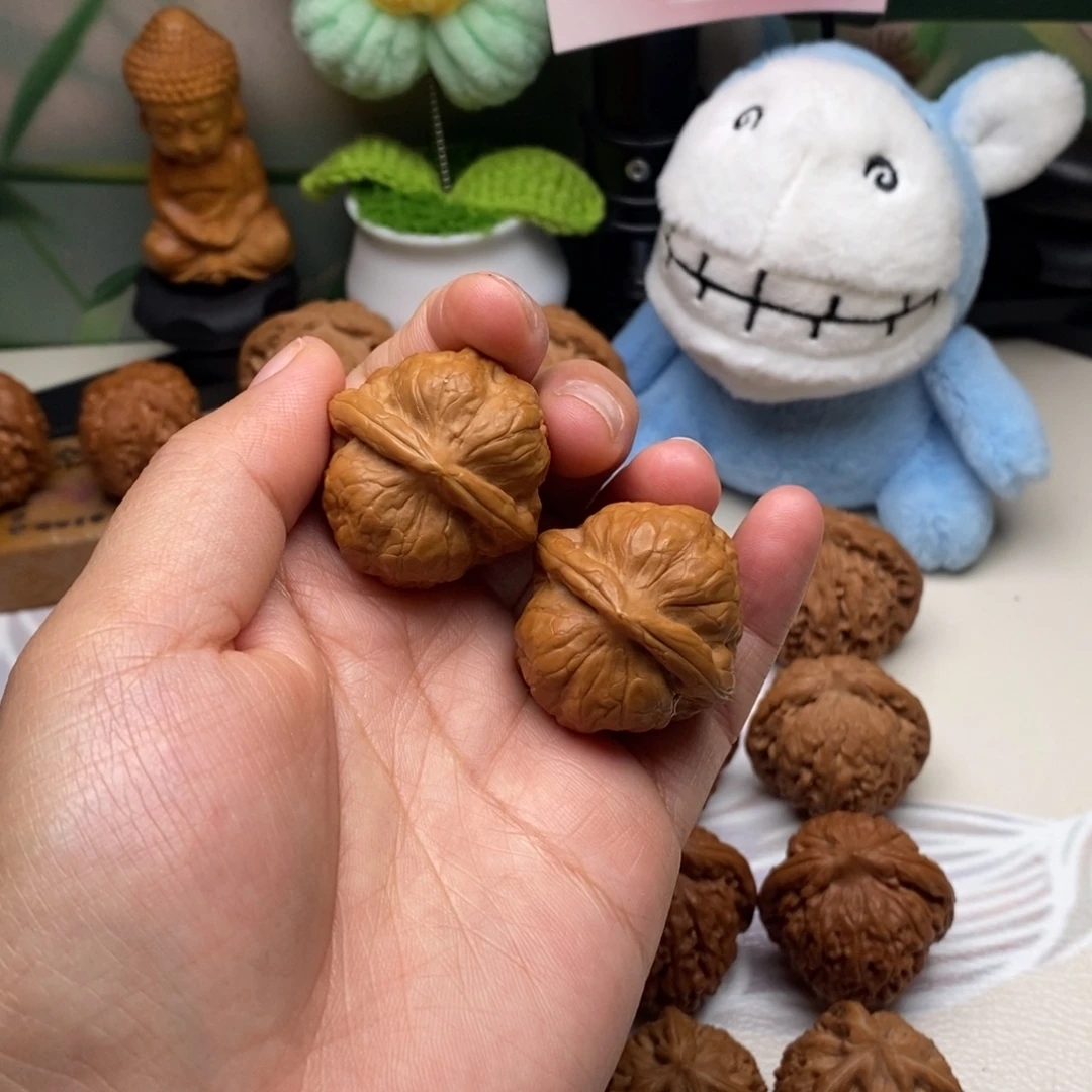 文玩核桃吊坠古蟾34