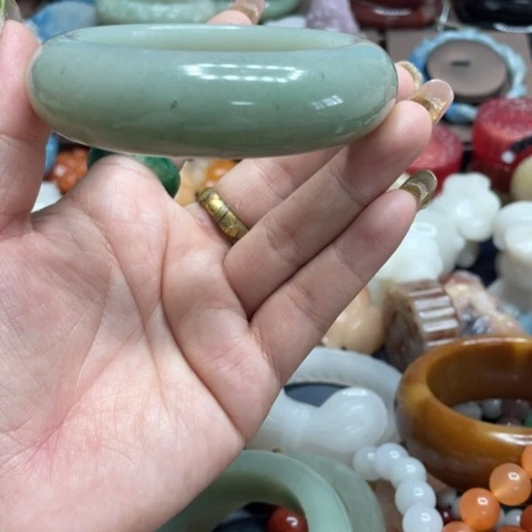 合金石英质玉（黄龙玉）手链欧**运