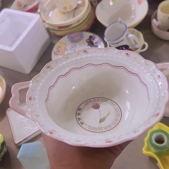 搪瓷微瑕花朵双耳大碗