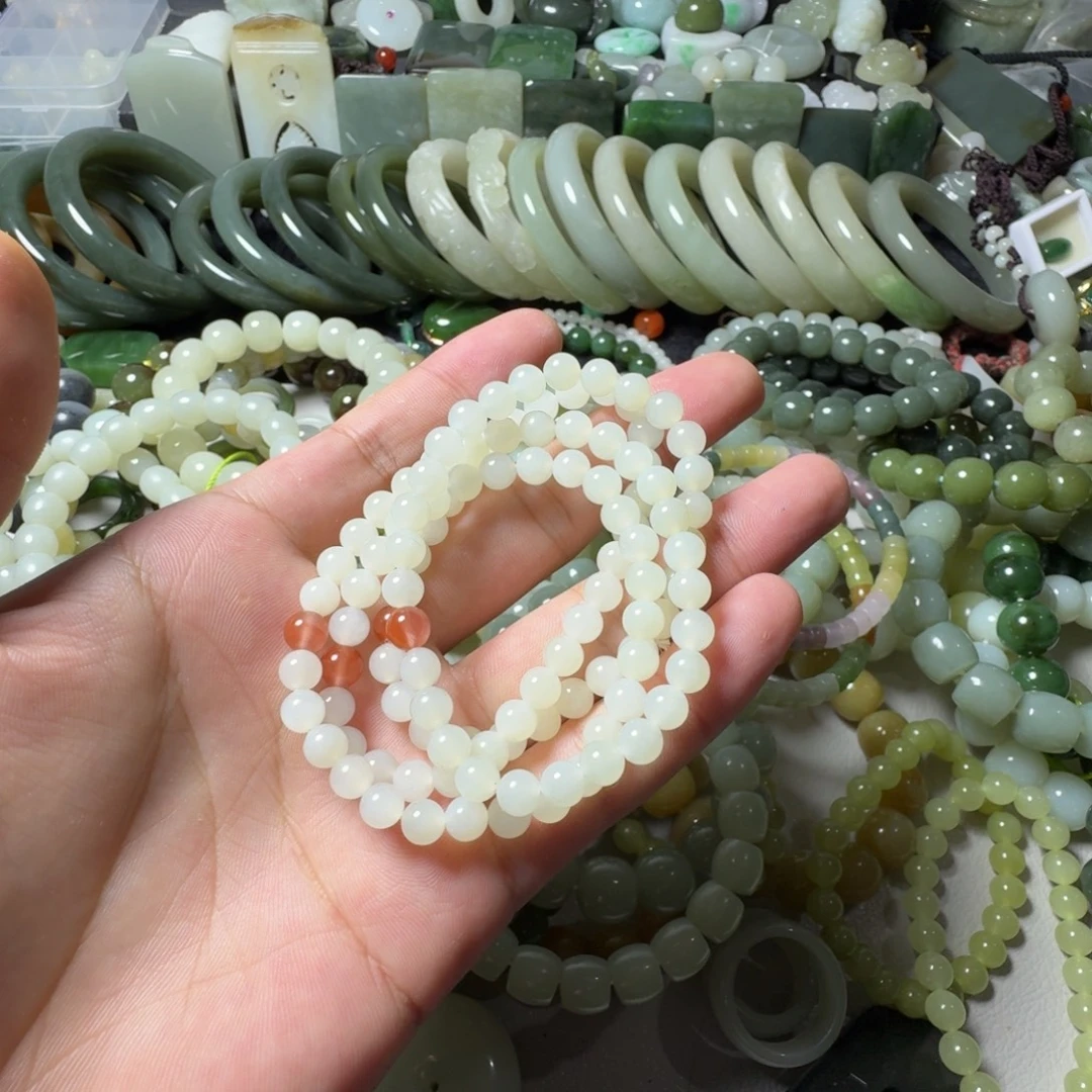 和田玉未镶嵌手串